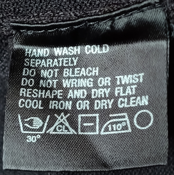 Etoile Women's Black Sweater with Embroidered Pastel Bows | V Neck | Sz Medium - Picture 4 of 7